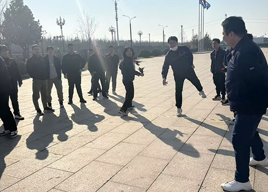 凝心聚力強堡壘，勇毅前行開新局